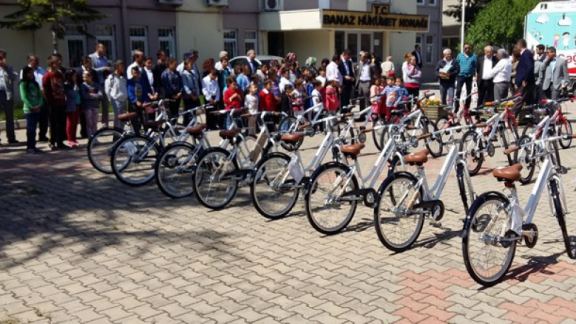 Türkiye Sağlıklı Beslenme ve Hareketli Hayat Programı Kapsamında Bisiklet Dağıtımı Gerçekleştirildi.