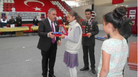 Derbent Ortaokulu "Jandarmaya Mektup" Şiir Yarışması Başarısı