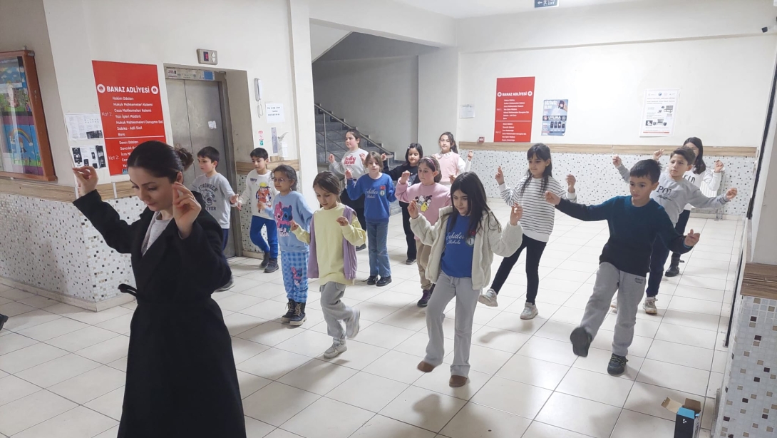 Banaz Halk Eğitimi Merkezi Halk Oyunları Kursu